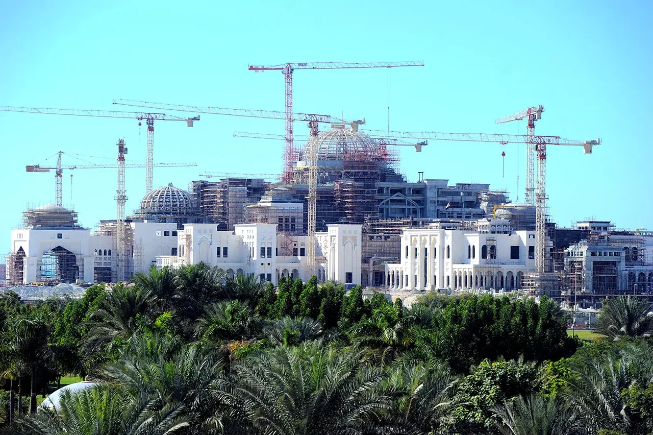 Presidential Palace construction in Abu Dhabi.